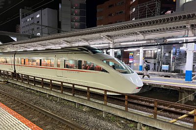 ロマンスカー