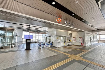 改札口