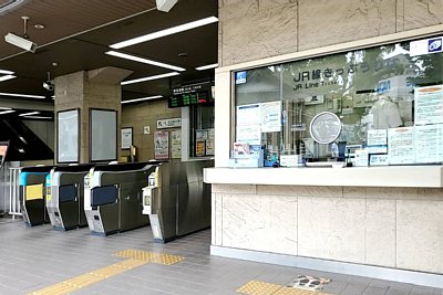 改札口