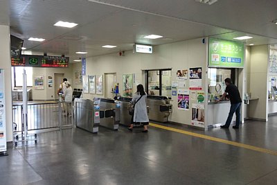 改札口