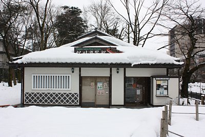 松川遊覧船は3月下旬~11月に運行されます