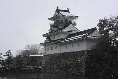 富山城天守は三層四階です