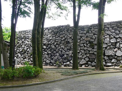 本丸東側の石垣