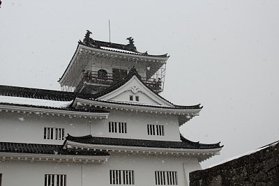 雪の富山城