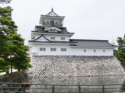 富山城と堀