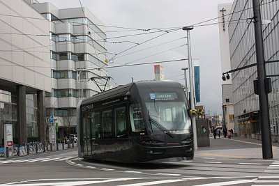 富山都心線の新型LRT「セントラム」9003