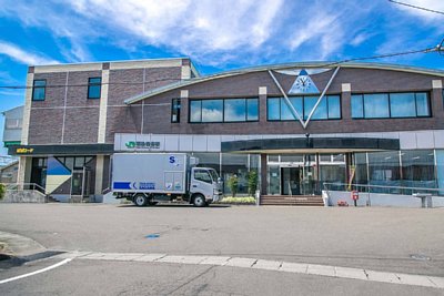 左側にほぼロード