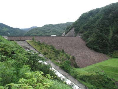 臼中ダム全景 クリックすると拡大写真が開く