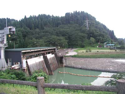 堤体の上流側