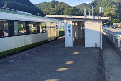 キハ110形気動車が停車中