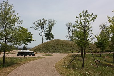 古墳が見えてきました